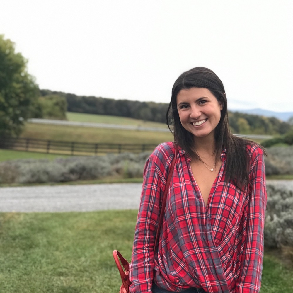 Meet your Posher, Nicole